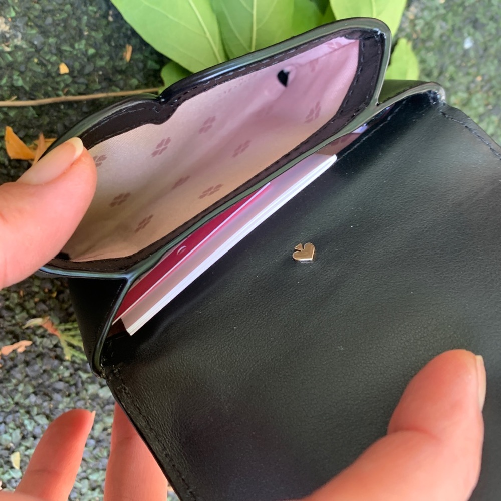 RARE🔥Authentic Kate Spade Italian leather Snap wallet🌺 - Picture 4 of 8